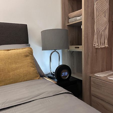 Evan Suite @ S Residences Pasay Kültér fotó